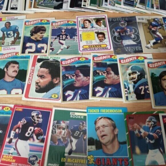 New York Giants 100 Football Card Lot Assorted Years - Picture 3 of 13